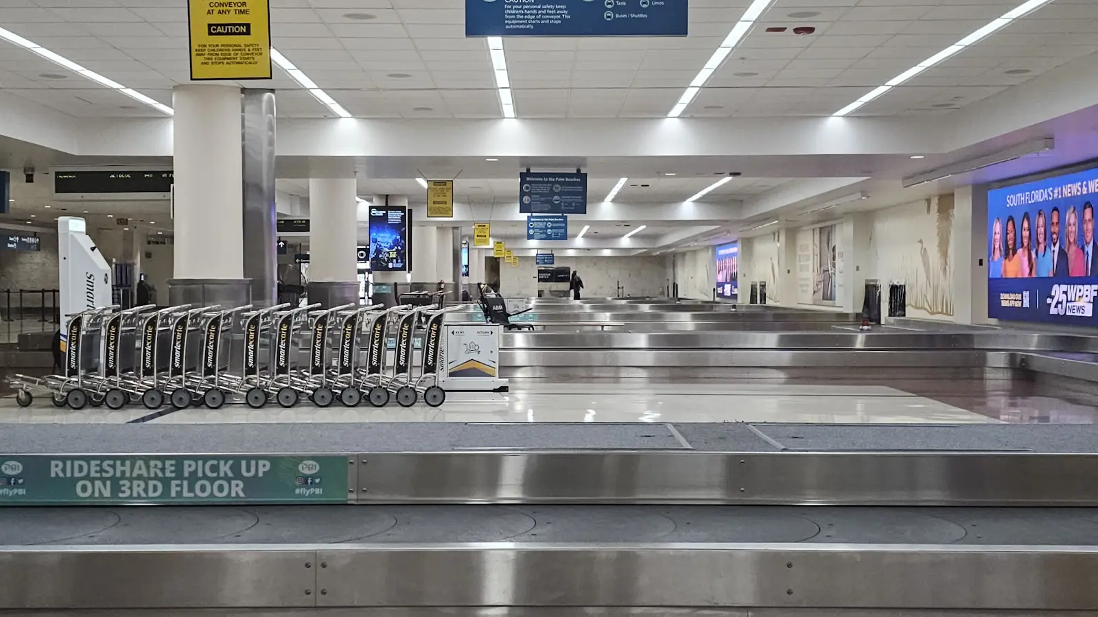 Repülőtéri autóbérlési terület